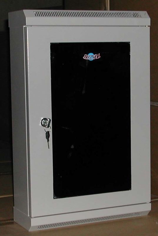 Gabinete montado en la pared del servidor de red con la puerta principal y la puerta posterior de cristal endurecidas YH2004
